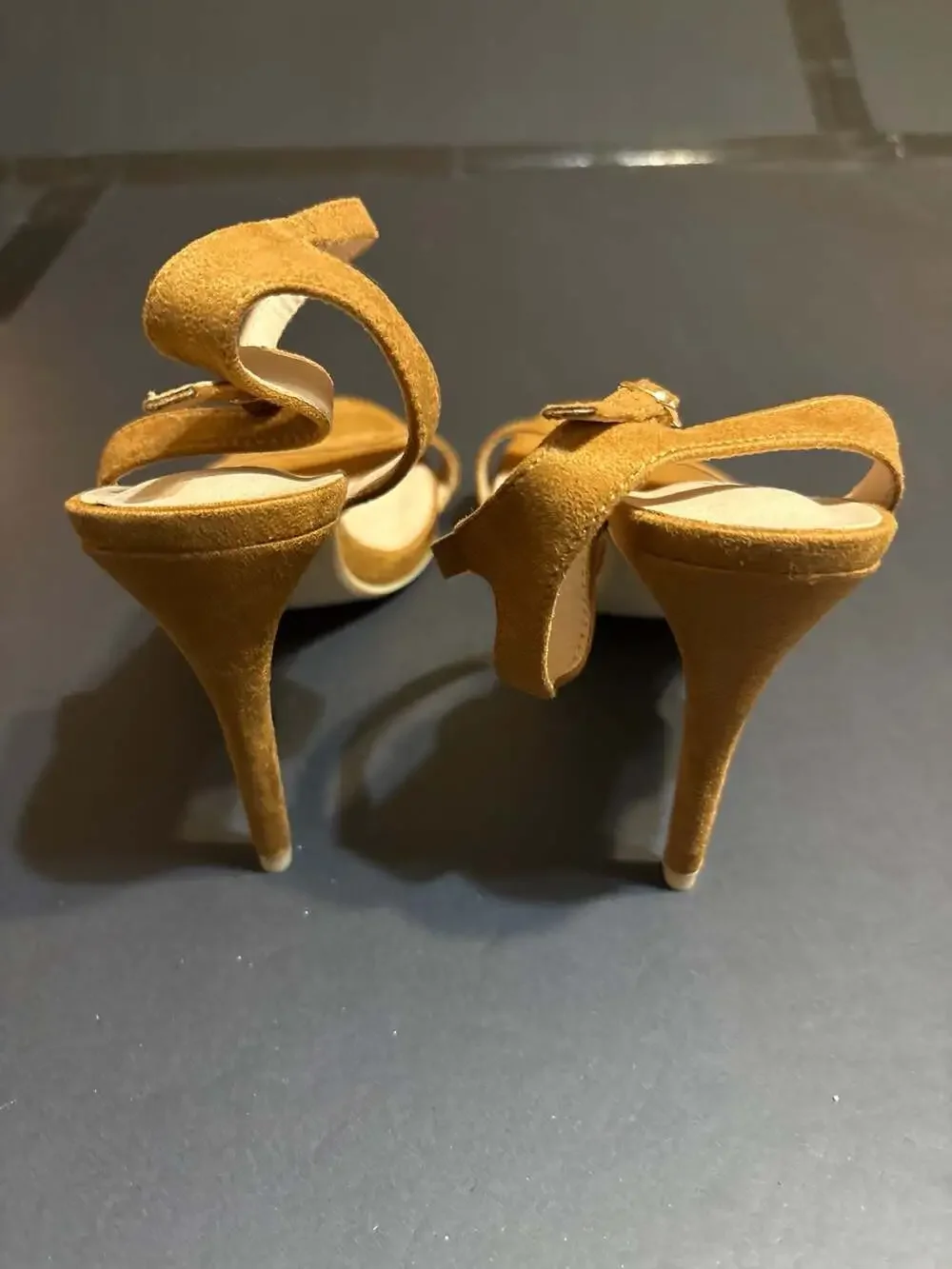 Forever Sienna-01 Brown Suede Ankle Strap Stiletto High Heel Sandals Size 10